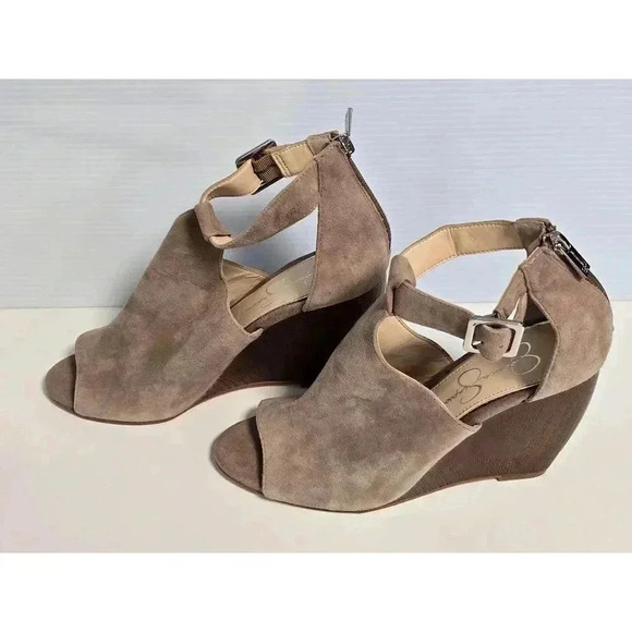 Women's Jessica Simpson Wedge Sandals, Size 8.5, Taupe - Picture 5 of 10